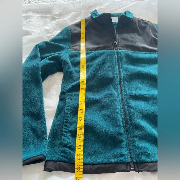 DanSkins Now Dark Teal Long Sleeve Front Zip Light Weight Jacket. - Picture 5 of 12